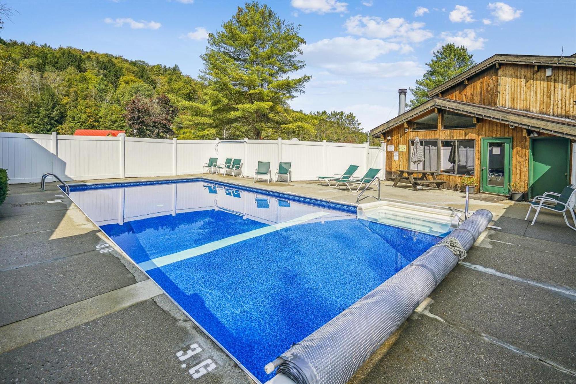 Cedarbrook Two Double Bed Hotel Room With Outdoor Heated Pool 216 Killington Exterior foto