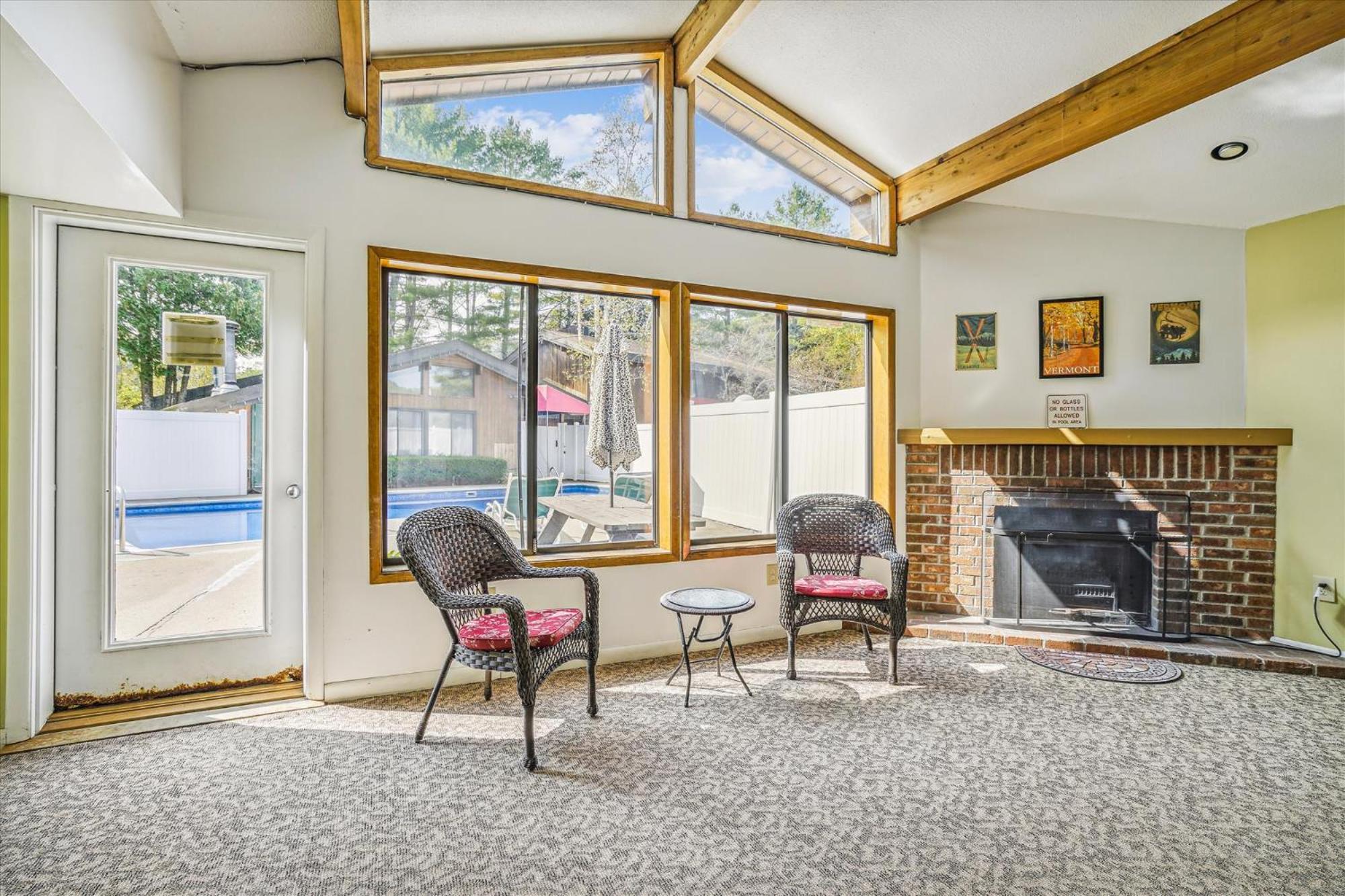 Cedarbrook Two Double Bed Hotel Room With Outdoor Heated Pool 216 Killington Exterior foto